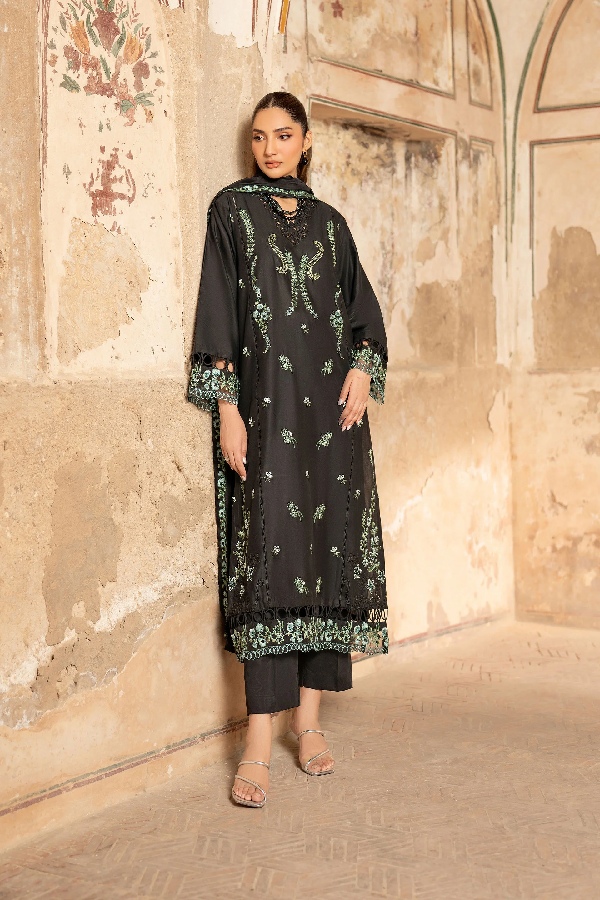 Tehzeeb - Image 5