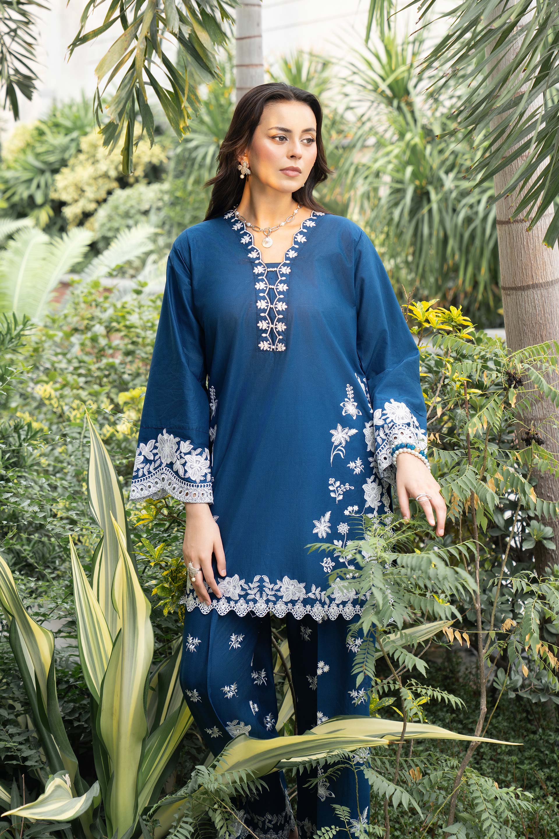 Blue Petal - Image 6