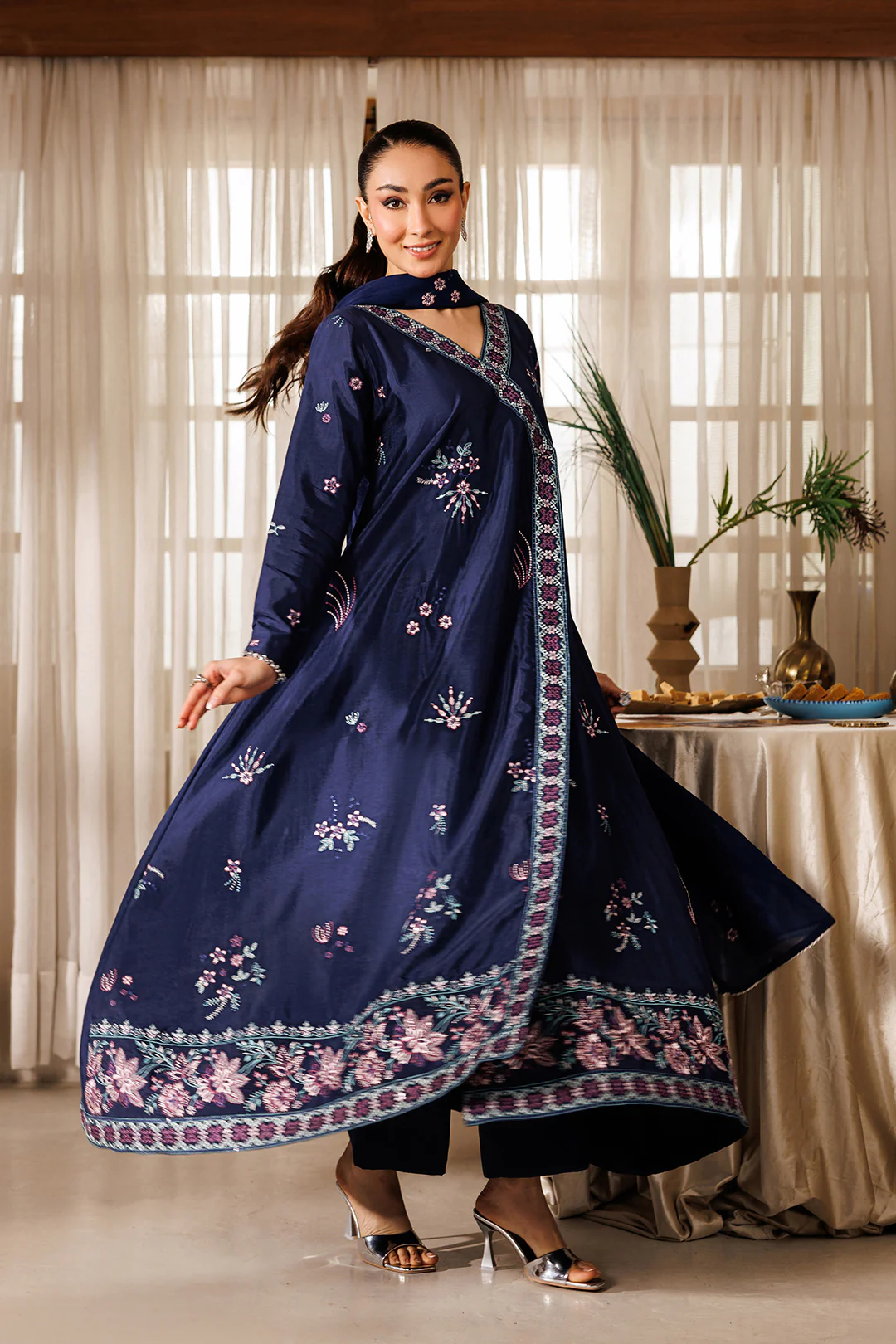 Gulrukh - Image 3