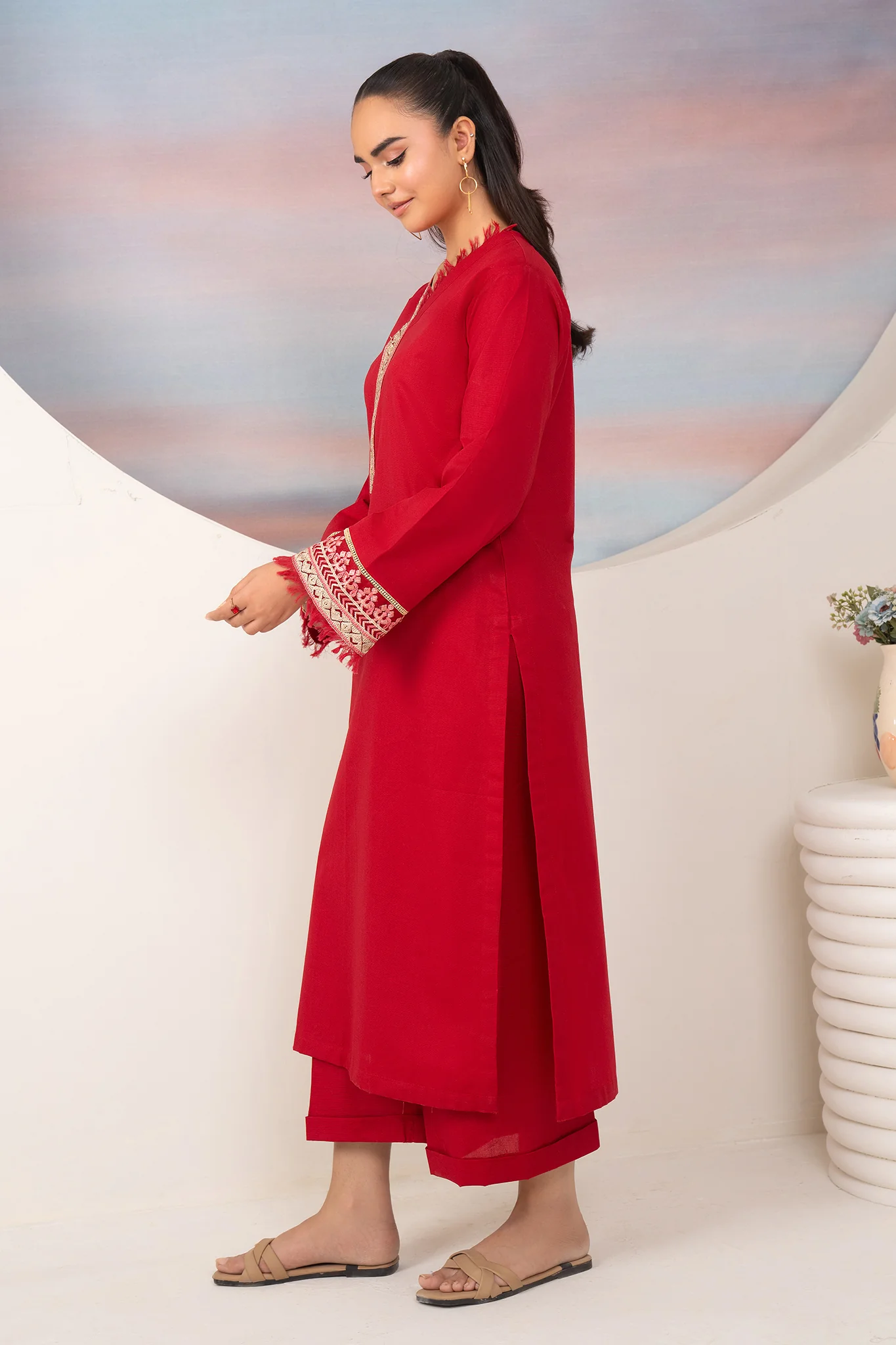 Scarlet - Image 3