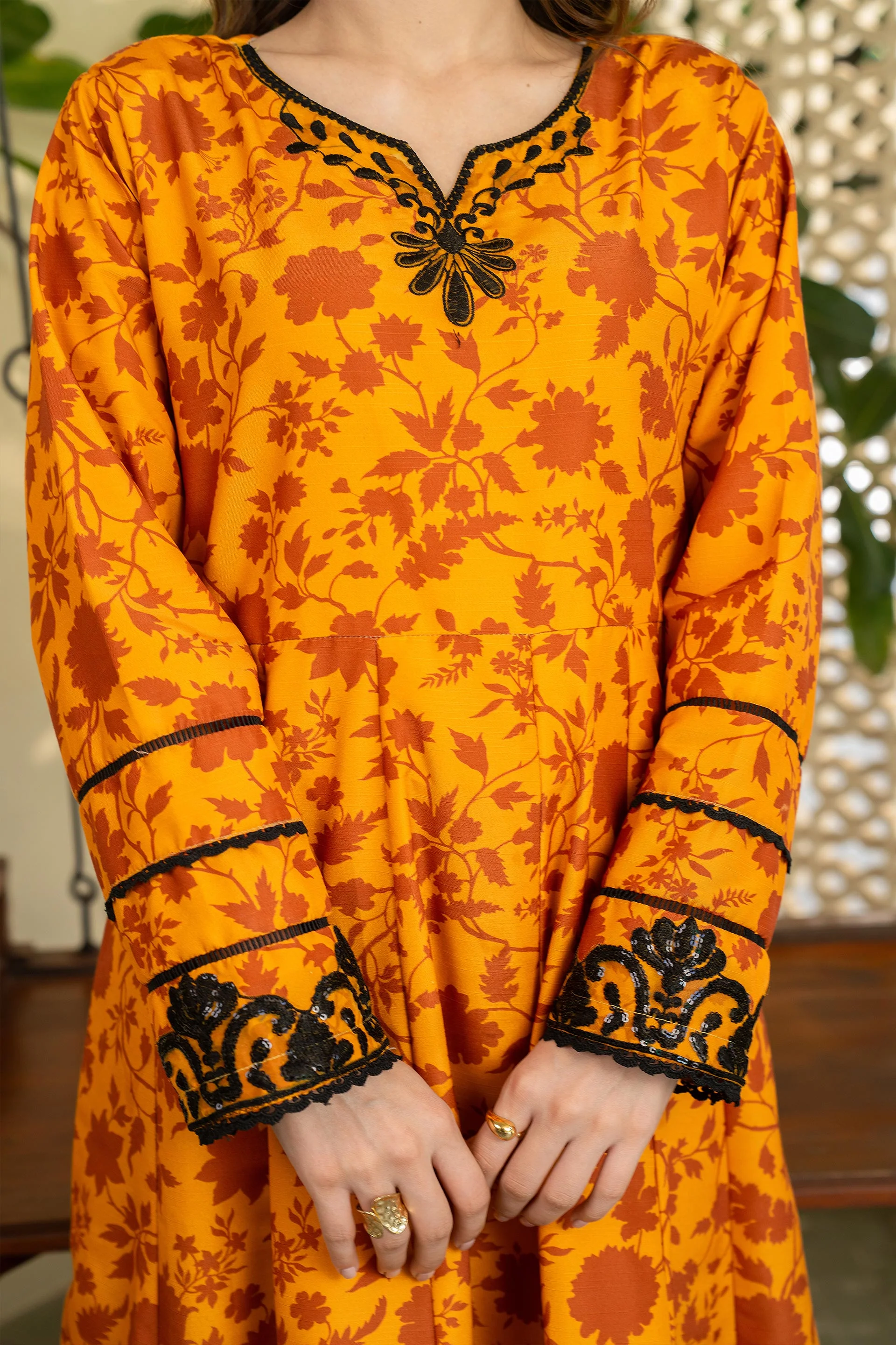 Sienna - Image 11