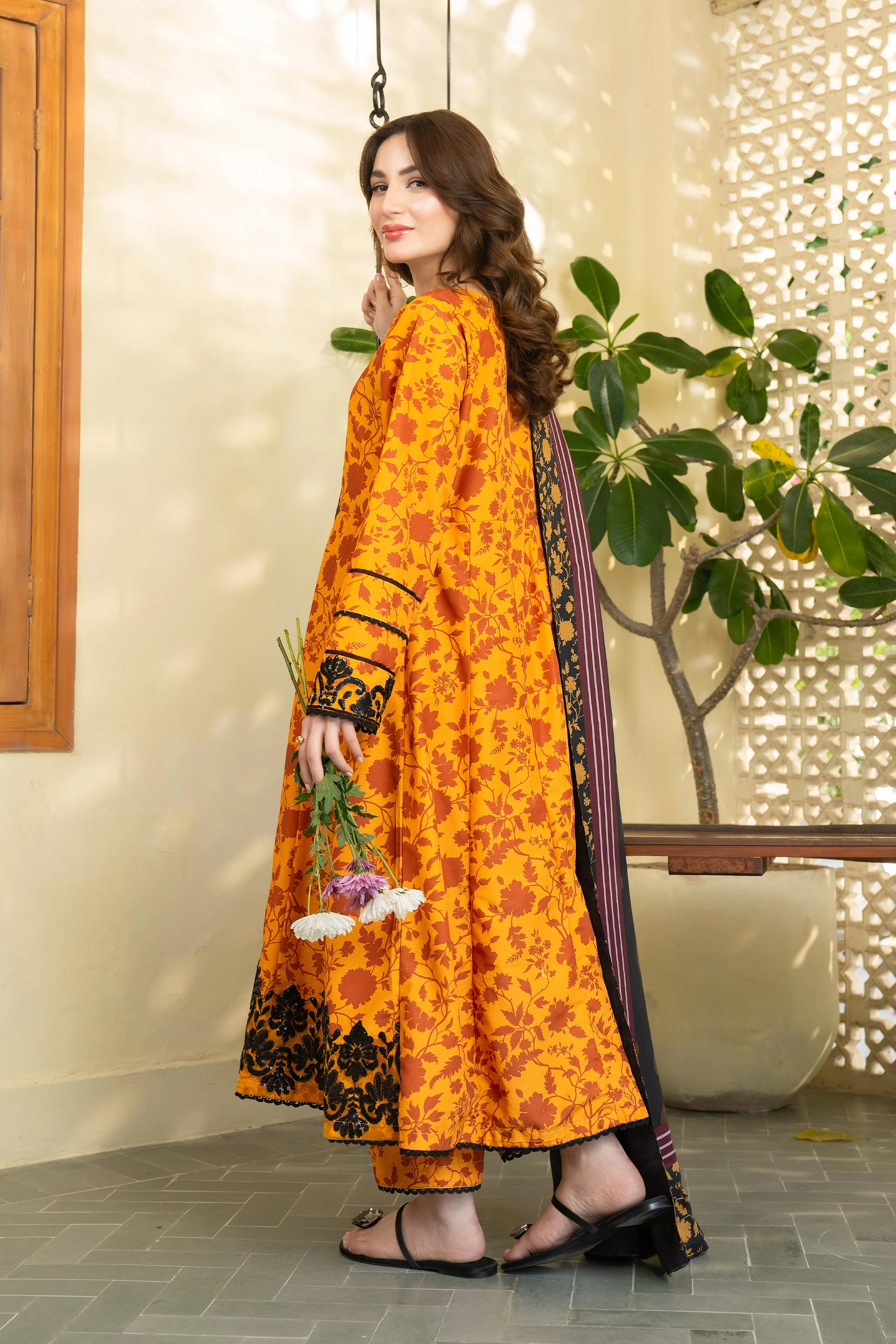 Sienna - Image 4