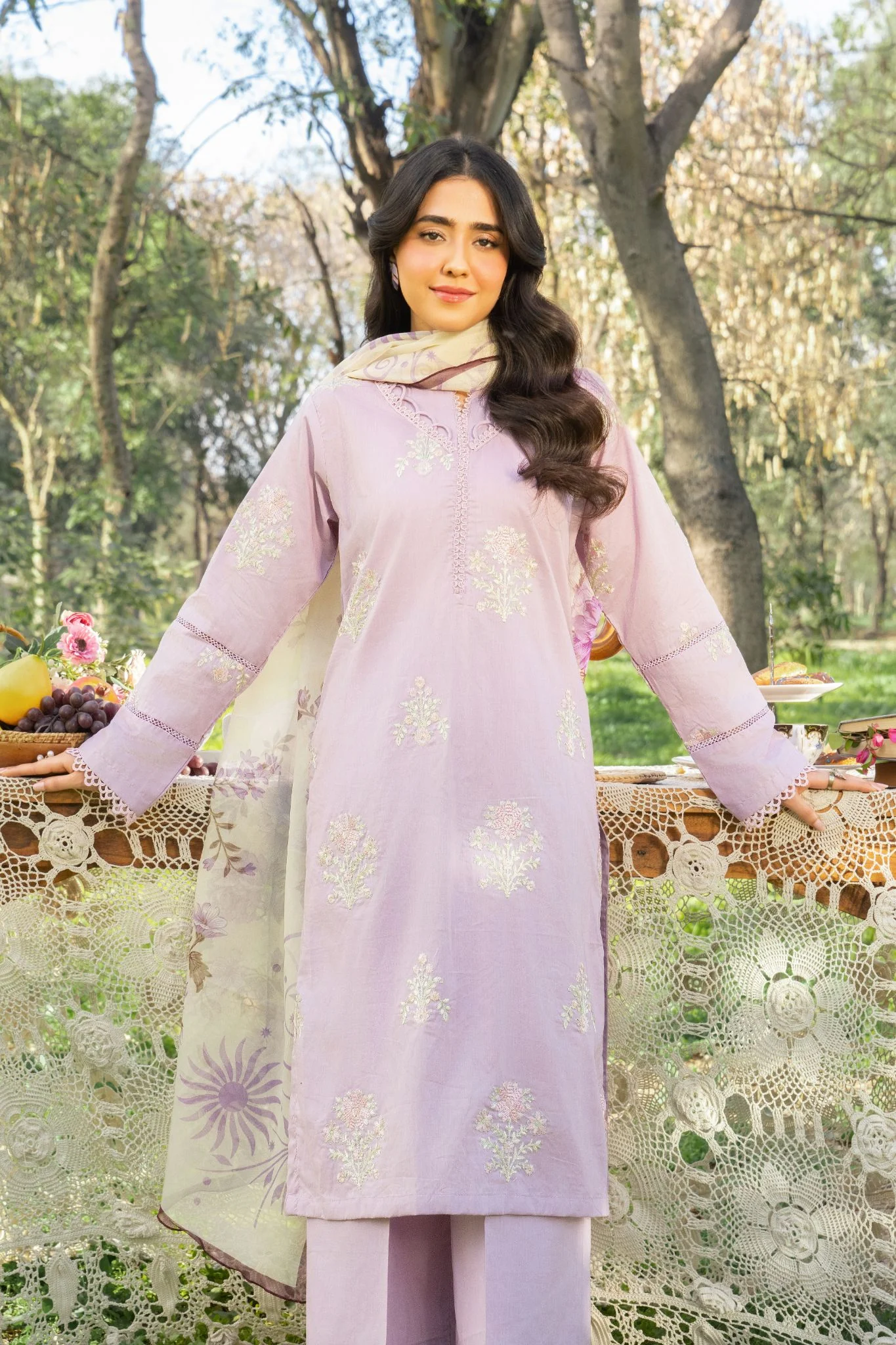 Wisteria - Image 4